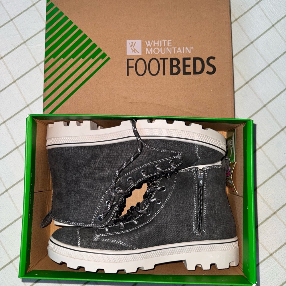 White Mountain Black Leather Lace-Up Footbeds